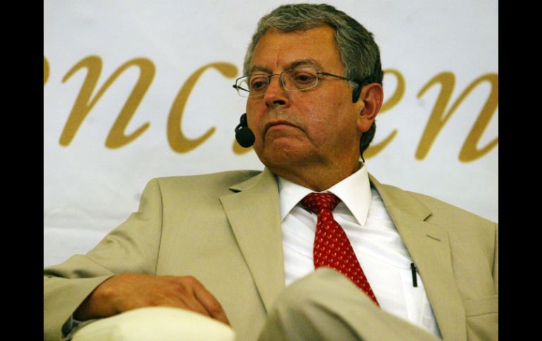 Manuel Camacho Solís, confirma que mantendrá a Greg Sánchez como su candidato. EL UNIVERSAL  /