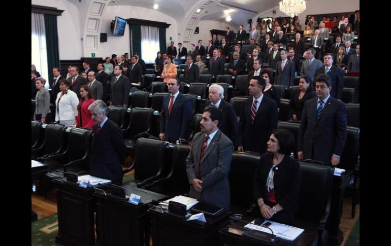 El pleno del Senado aún debe aprobar el llamado al director de la CFE. EL UNIVERSAL  /