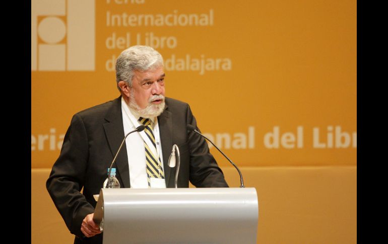 La trayectoria de Rodríguez Gallardo se compone por 40 años en el terreno de la bibliotecología. A. CAMACHO  /