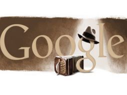 Google pone un sombrero de ala característico del músico argentino y un bandoneón que es el instrumento del tango. ESPECIAL  /