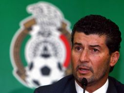 El director técnico, José Manuel de la Torre, durante una conferencia de prensa en la ciudad de México. MEXSPORT  /