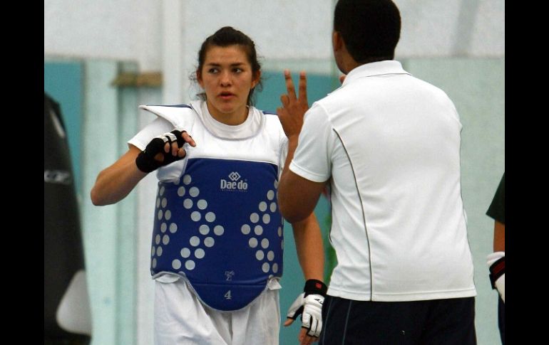 María del Rosario Espinoza durante entrenamiento. MEXSPORT  /