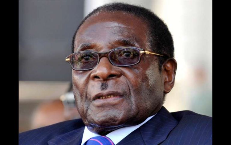 Según cables filtrados por WikiLeaks, Robert Mugabe, presidente de Zimbabue padece cáncer de próstata. REUTERS  /