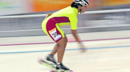 La mexicana Verónica Elías se llevó la presea de bronce con 27.414 segundos. MEXSPORT  /