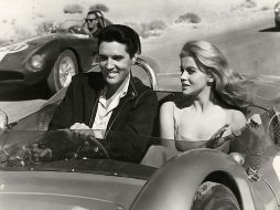 Elvis Presley dejó un gran legado musical. Aquí con Ann Margret en 'Viva Las Vegas'. ARCHIVO  /
