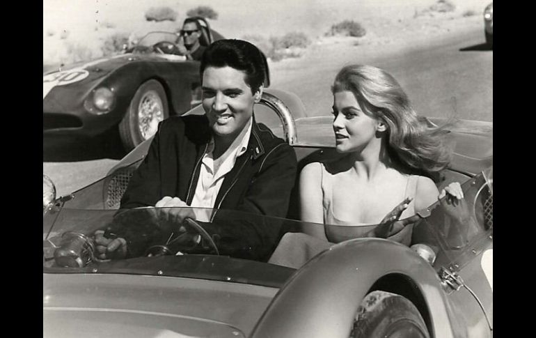 Elvis Presley dejó un gran legado musical. Aquí con Ann Margret en 'Viva Las Vegas'. ARCHIVO  /