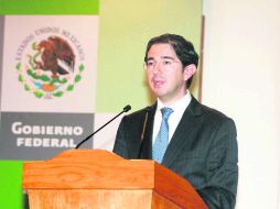 Punto final. El secretario de Comunicaciones y Transportes, Dionisio Pérez Jácome, al presentar el informe. NTX  /