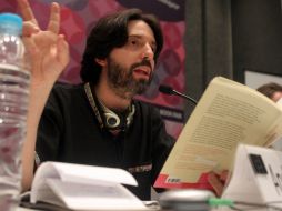 Andrés Neuman dirigió al auditorio por algunos fragmentos de obra de cada uno de los autores.  /