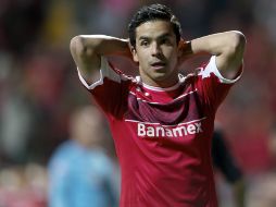 Brambila lamenta la derrota de los Diablos Rojos del Toluca en la final del Apertura 2012. MEXSPORT  /