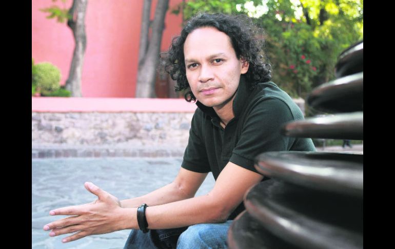 Ernesto Contreras recibió el Sundance Institute-Mahindra Global Filmmaking Award, un apoyo para el filme ''Sueño en otro idioma''. EL INFORMADOR /