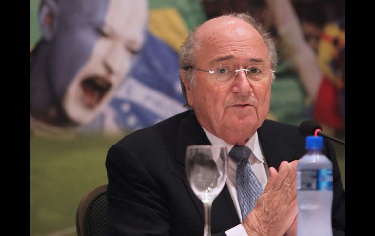 Joseph Blatter, optimisma ante corrupción en el fútbol. ARCHIVO /