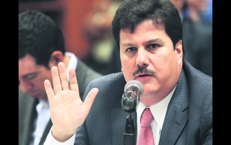 PODER LEGISLATIVO. Carlos Anguiano Gómez, secretario de Planeación, ante legisladores locales. EL INFORMADOR /