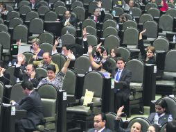 Se busca que cuando las personas afectadas estén imposibilitadas de ejercer su derecho, se transfiera a su cónyuge. NTX /