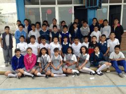 Los chicos de la escuela federal ''Justo Sierra'' participaron en el taller de pingo.  /