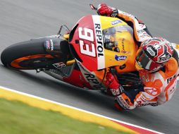 El piloto español de MotoGP Marc Márquez  participa en una sesión de entrenamientos libres. EFE /