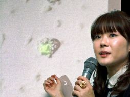 Haruko Obokata explica el descubrimiento. AFP /