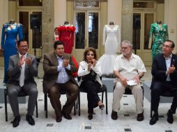 La diva mexicana estuvo presente en la inauguración de la exposición.  /