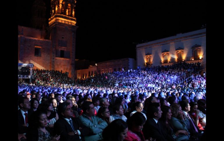 Lila Downs deleitará a su público tomando la Plaza de las Armas, al igual que el pianista Raúl Di Blasio. NTX /