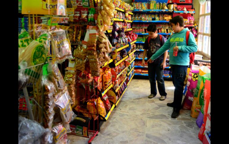 Destacan los permisos para abarrotes, papelerías,ferreterías entre otros. ARCHIVO /