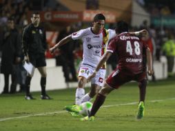 Estudiantes Tecos y Leones Negros igualaron a cero en el primer partido por el ascenso.  /