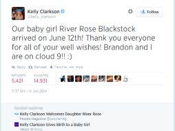 La ganadora de 'American Idol' comparte este momento en su cuenta de twitter. ESPECIAL /