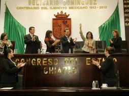 La medalla Rosario Castellanos es de las más importantes que otorga el estado chiapaneco. TWITTER: @VelascoM_. ESPECIAL /