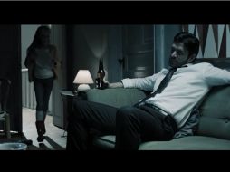 Los actores Peralta y Verástegui participan en el video que relata la historia de un padre que no presta atención a su hija. YOUTUBE /  Vazquez Sounds