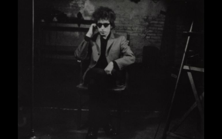 Fotograma de un 'retrato cinematográfico' de Warhol que muestra una prueba de pantalla al cantante Bob Dylan. EFE / ARCHIVO