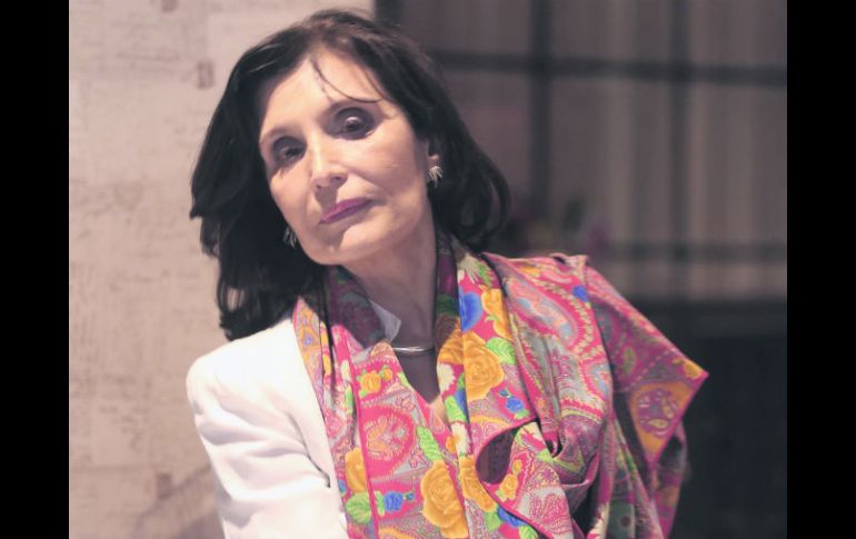 Ángeles abre varios episodios de su vida en el texto “El viento de las horas”. EL INFORMADOR / M. Vargas