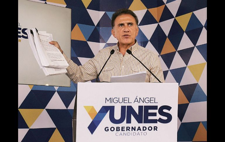 Miguel Ángel Yunes Linares es impulsado por el PAN y el PRD. SUN / A. Acosta