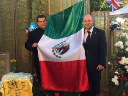 Mauricio Sulaiman y Salvador Briman estuvieron presentes en los funerales del mítico Muhammad Ali. ESPECIAL /