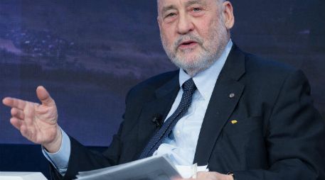 Joseph Stiglitz, premio Nobel de ecnomía, participa en el Foro Económico Mundial. NTX /