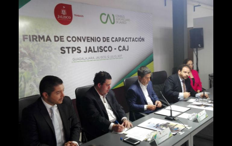 El objetivo a futuro es ampliar el convenio a otros sectores, y estimular que el trabajador del campo se formalice y empleé en Jalisco. EL INFORMADOR / A. Gallegos