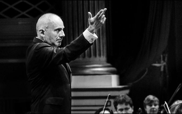 Trayectoria. Román Revueltas dirigió la Orquesta de Cámara de Bellas Artes. ESPECIAL/CULTURA ZAPOPAN