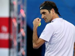 Roger Federer, quien permanece invicto en la presente edición del certamen, doblegó al estadounidense Jack Sock, por 7-6 (5) y 7-5. EFE / R. Wainwright