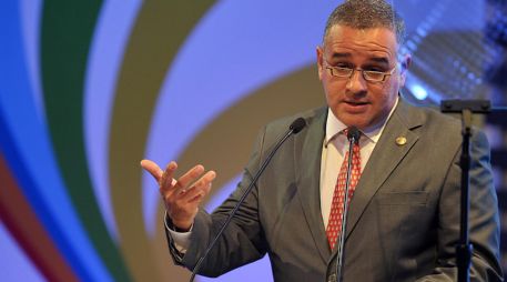 Funes fue el primer presidente en llegar al poder de la mano de la otrora guerrilla del Frente Farabundo Martí para la Liberación Nacional. AFP/ARCHIVO