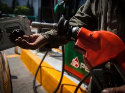Isaías Romero Escalona expresó que de usar el etanol como biocombustible al 85 por ciento en la gasolina, el ahorro sería de cinco pesos. NTX / ARCHIVO