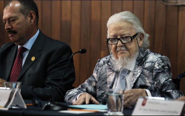 Al autor le fue entregado el reconocimiento en el Instituto Cabañas. EL INFORMADOR / ARCHIVO