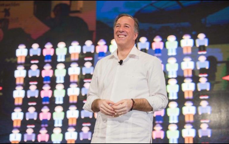 Meade quiere ser el primer presidente sin fuero... pero no depende de él