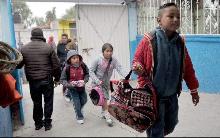 Volvieron a sus actividades 224 mil escuelas del Sistema Educativo Nacional, públicas y particulares incorporadas, así en educación normal y demás para la formación de maestros. NTX / P. Sánchez