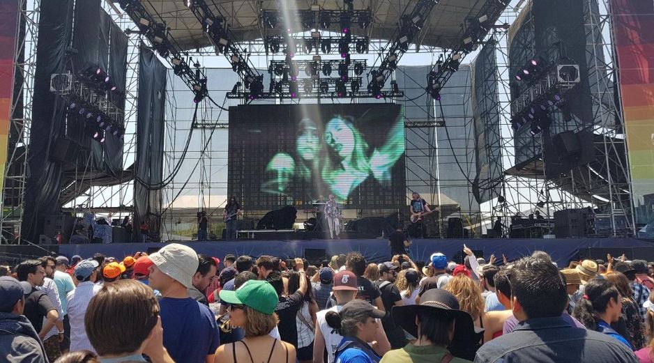 El ingreso al festival ha sido de forma ágil y ha generado un tráfico moderado. TWITTER / @informador_ENT