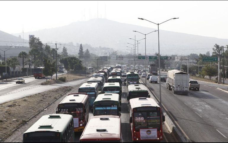 Los organizadores estiman que entre 500 y mil camiones participaron; el tráfico se saturó en varios puntos. EL INFORMADOR / A. Camacho