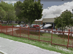 La asistencia de estudiantes se limita en estos días únicamente a quienes presentan exámenes ordinarios. Especial / Google Maps