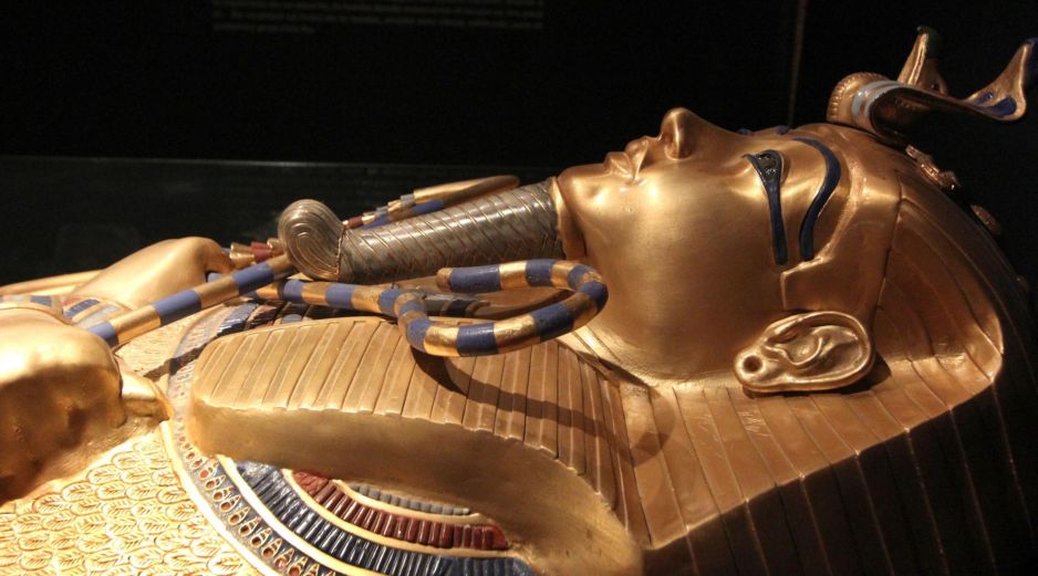 Las pruebas anteriores descartaban que existieran cámaras secretas conectadas a la tumba del faraón, pero eso no significa que ya no quede nada por explorar. EFE / ARCHIVO