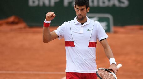 Tras un partido duro de tres horas y 48 minutos, Djokovic se enfrentará en los octavos de final a otro español, Fernando Verdasco. AFP / C. Archambault