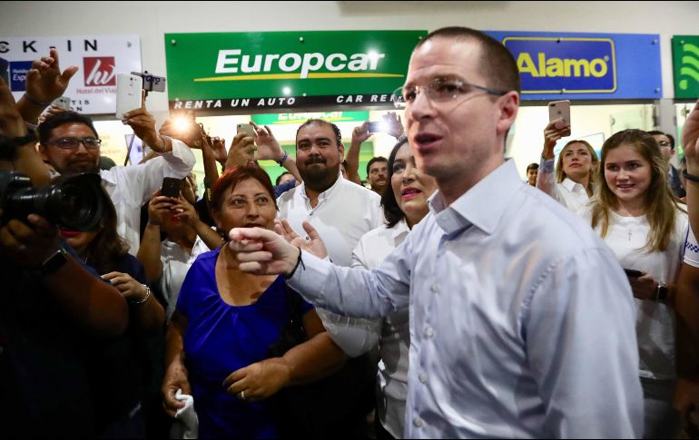 El abanderado presidencial instó a toda la 