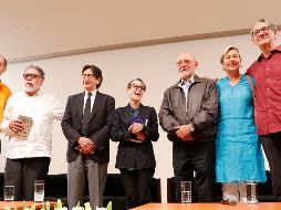 Geney Beltran, Ricardo Yáñez, Sergio Mondragón, Pura López Colomé, Eduardo Matos Moctezuma, Fabienne Bradu y Alberto Ruy-Sánchez. EFE / J. NÚÑEZ