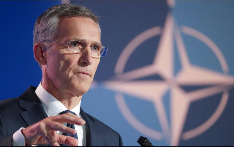 El secretario general de la OTAN, Jens Stoltenberg, ofrece una rueda de prensa durante la cumbre de jefes de estado de la OTAN. EFE/T. Zenkovich