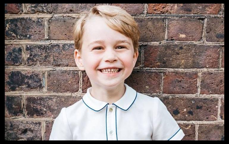 La instantánea fue tomada en los jardines de Clarence House por Matt Porteous. FACEBOOK/The Royal Family