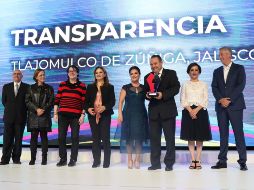 En 2016, el gobierno de Tlajomulco recibió el reconocimiento a las mejores prácticas de gobierno en medio ambiente y en 2017, el reconocimiento por las mejores finanzas del país. ESPECIAL